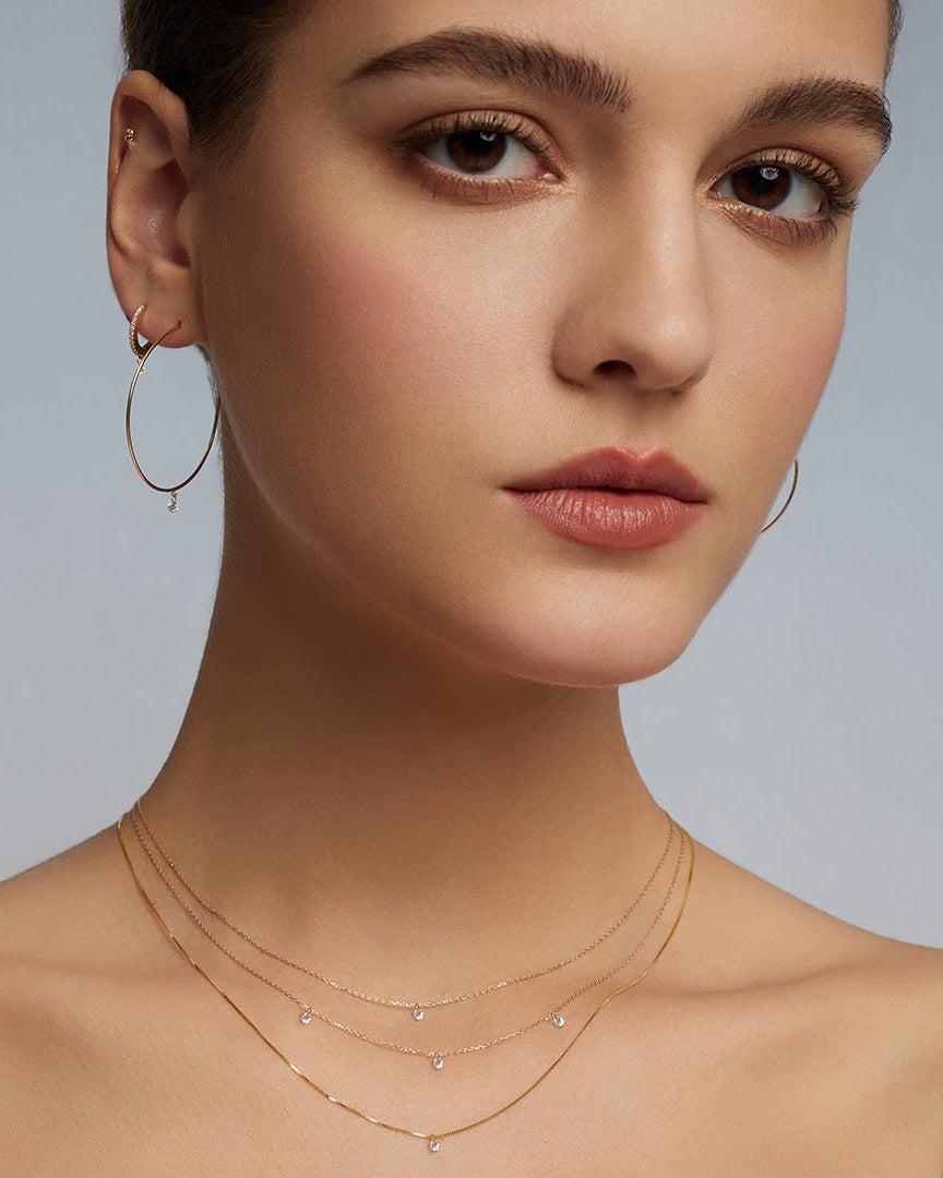 PIROUETTE | Single Floating Diamond Necklace