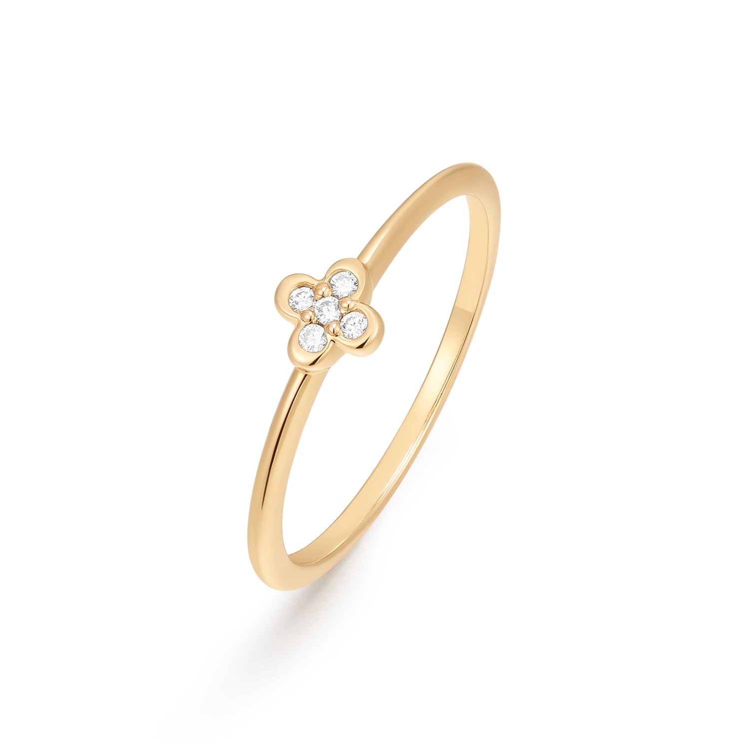 AURELIE GI Top view of four-leaf clover ring sparkling with lab-grown diamonds, a lucky charm in jewelry form