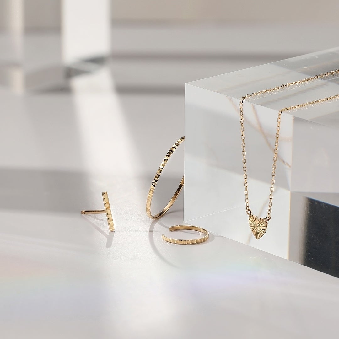 DAISY | Single Diamond Cut Earring Studs AURELIE GI