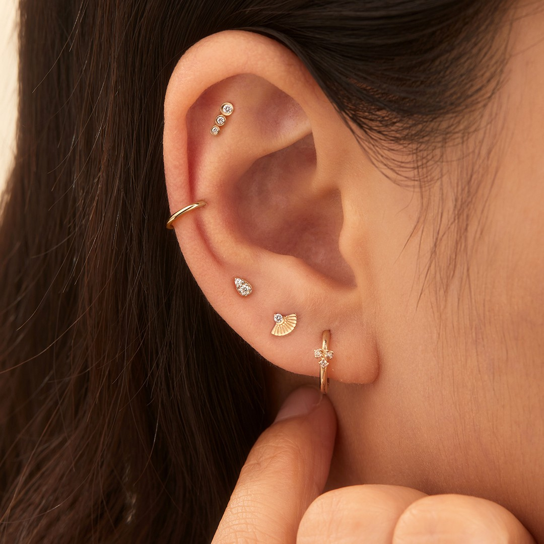 KATE | Single Diamond Fan Threadless Flatback Earring