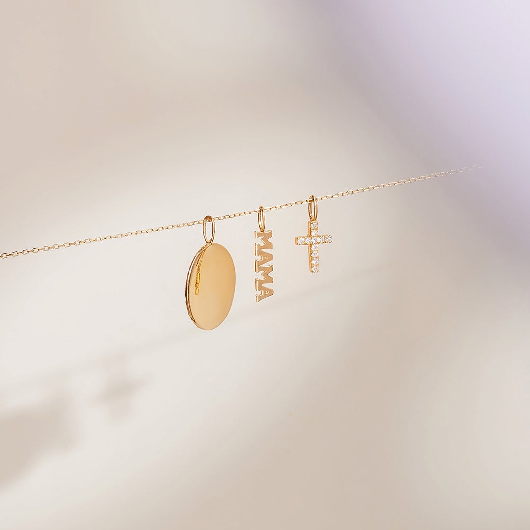 MAMA | Tiny Script Mama Pendant Necklaces AURELIE GI