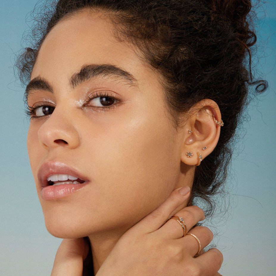 DARA | Grey Diamond and White Sapphire Starburst Stud Single Earring