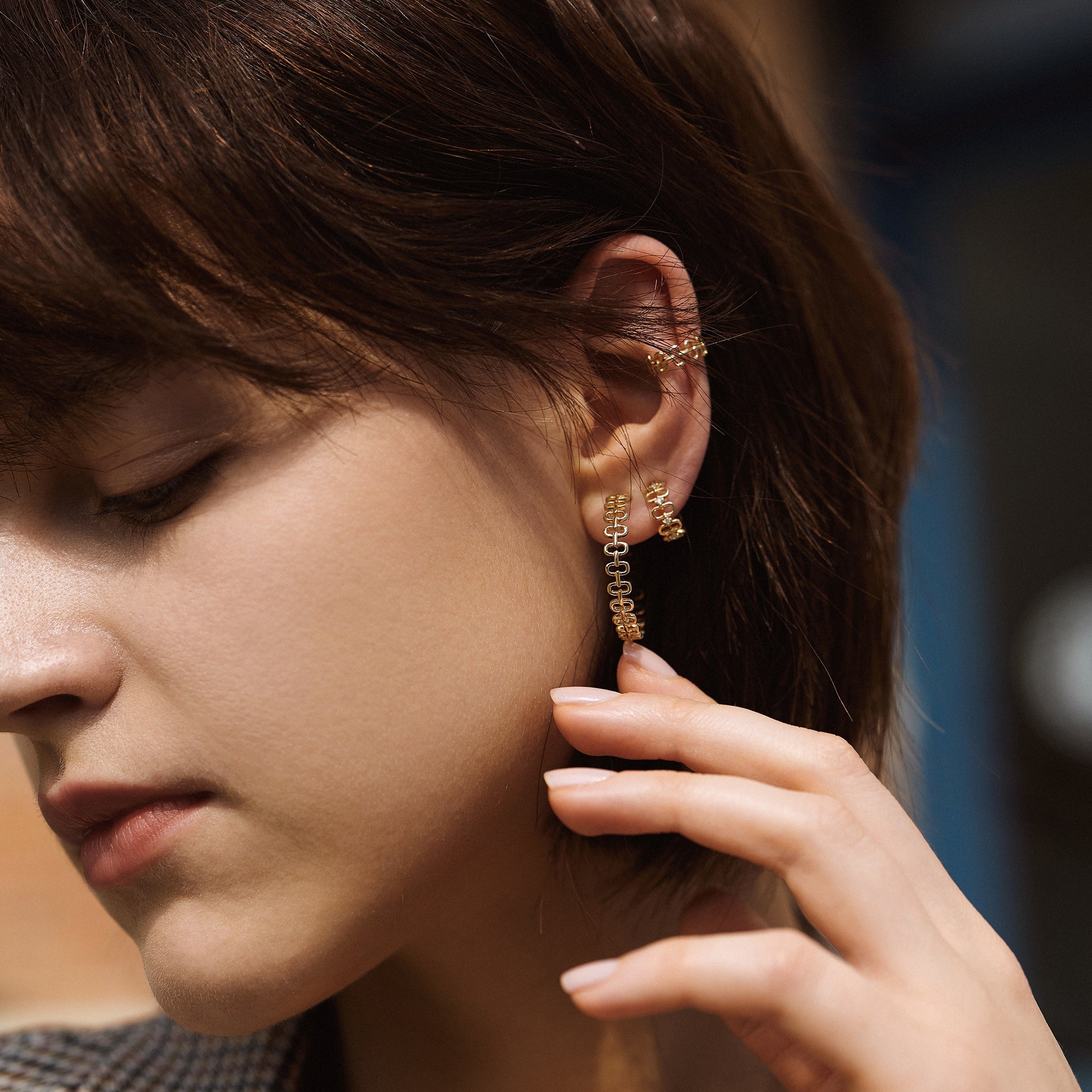 ELEANOR | Slender Paper Clip C-Hoop Earrings Hoops & Huggies AURELIE GI