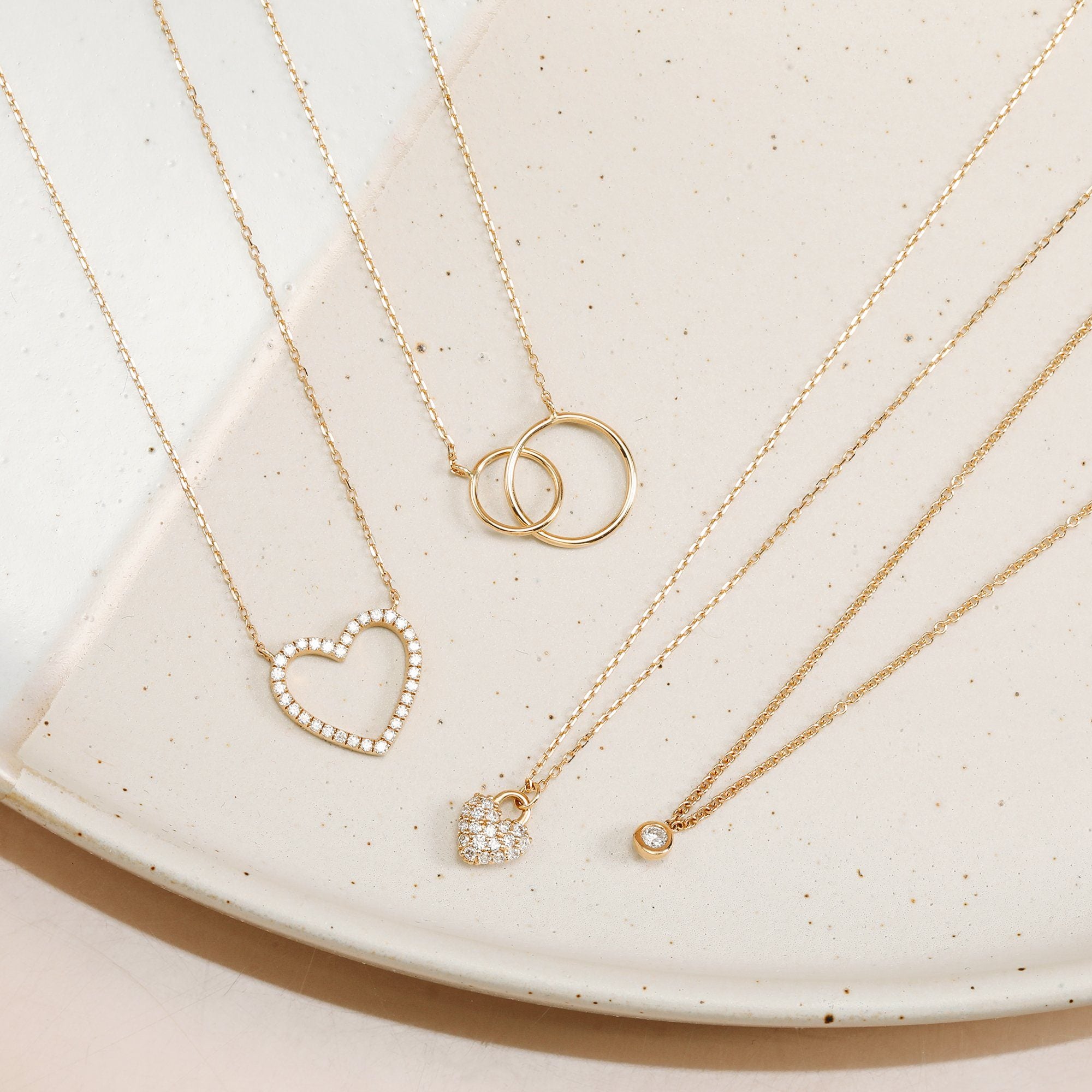 BELLA | Diamond Heart Pendant Necklaces AURELIE GI