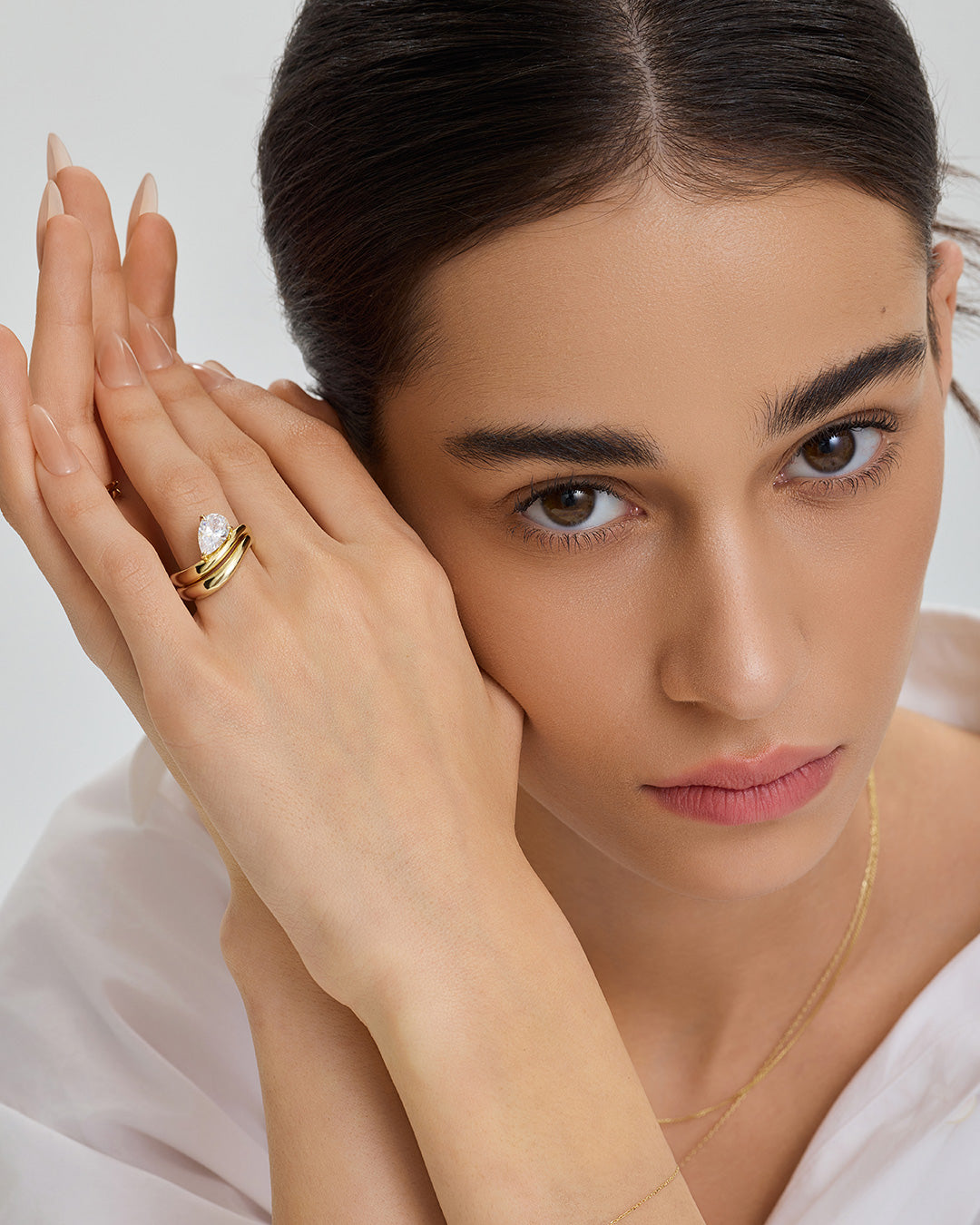 Curved Figure Band Ring