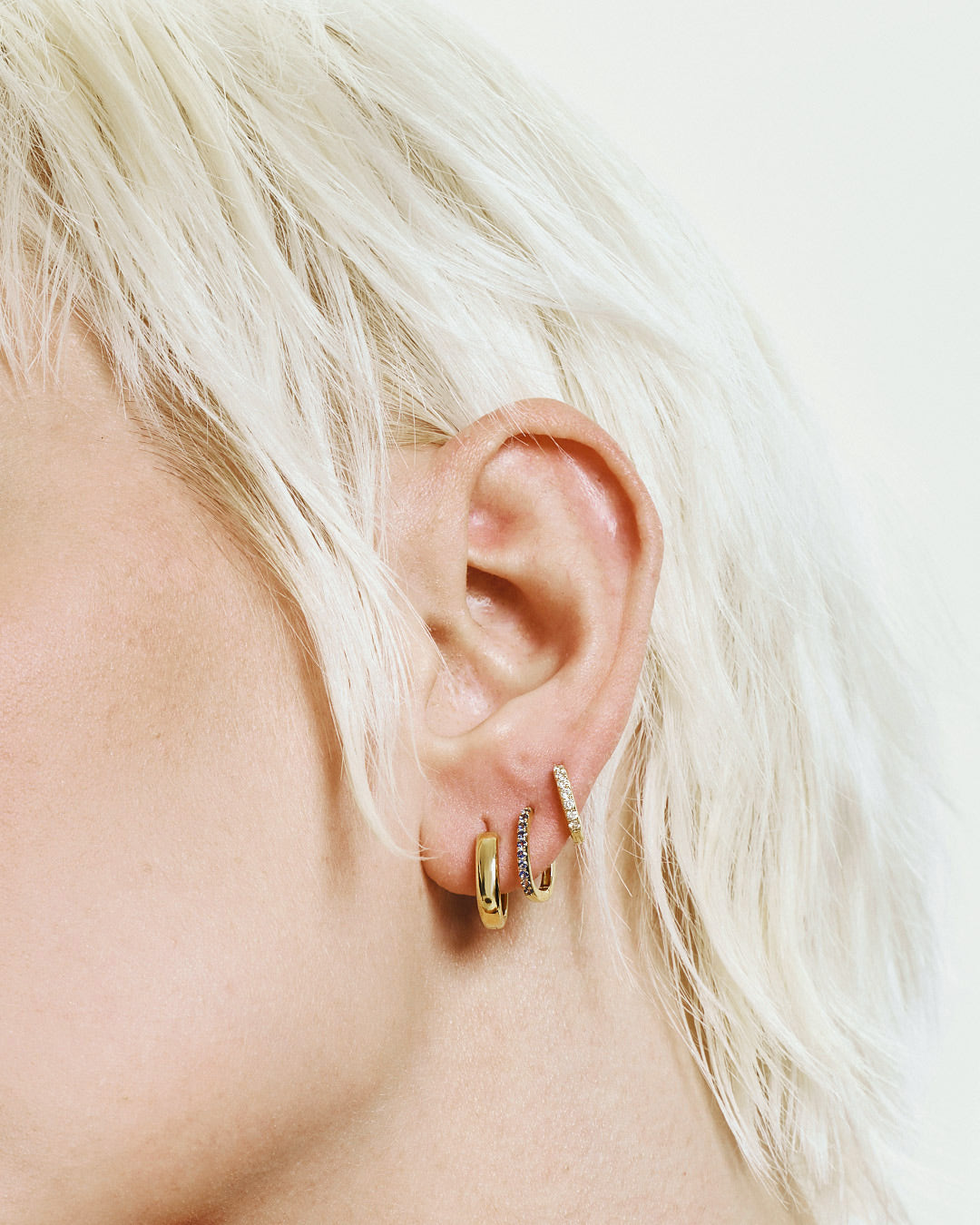 ELENI | Lab Grown Sapphire Paperclip Huggie