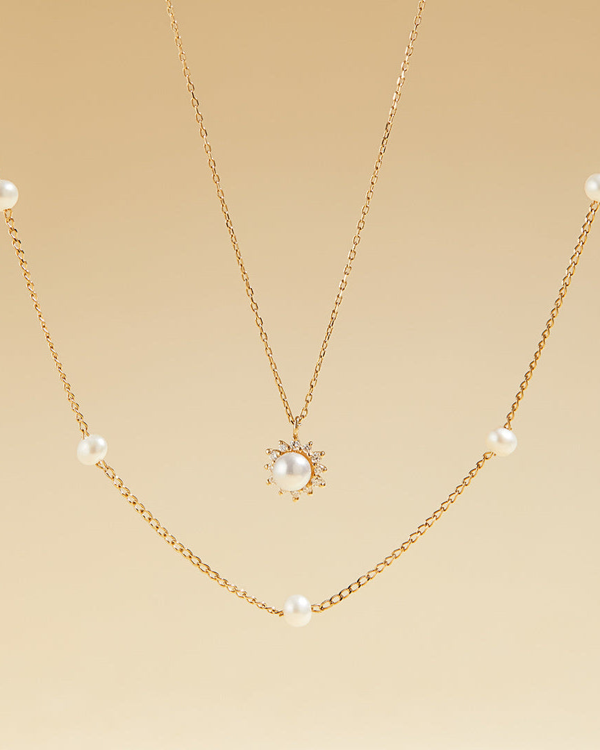 CAROLINA | Pearl Station Necklace