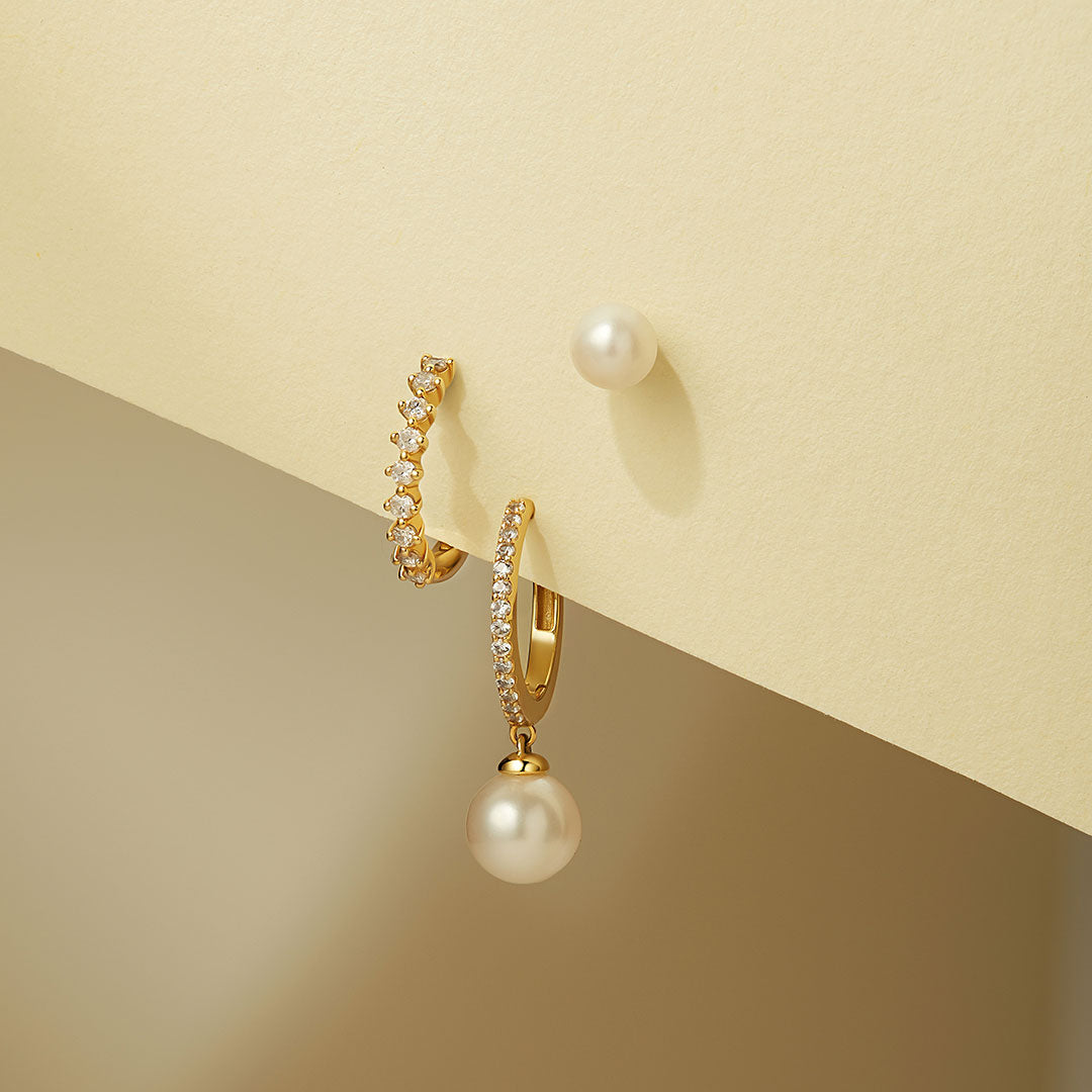 Diamond & Pearl Piercing Huggie Earring Set