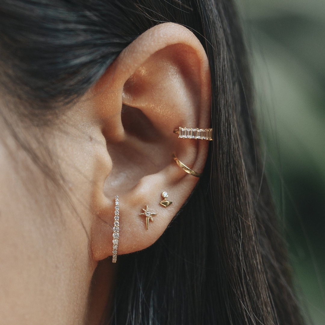 14k gold Single Diamond Starburst Threadless Flat back Earring