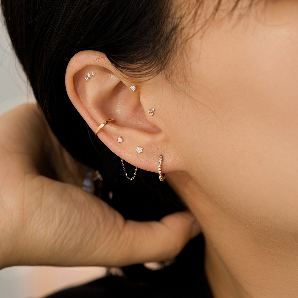 CLOVER | Diamond Threadless Flatback Earring – AURELIE GI