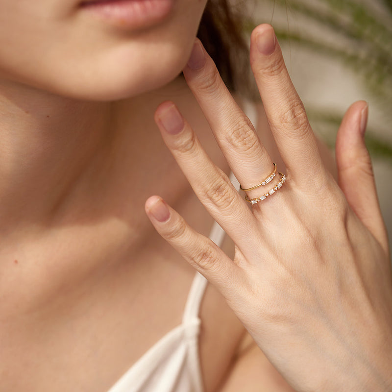 Luna | Baguette and Round White Sapphire Band Ring Rings AURELIE GI 