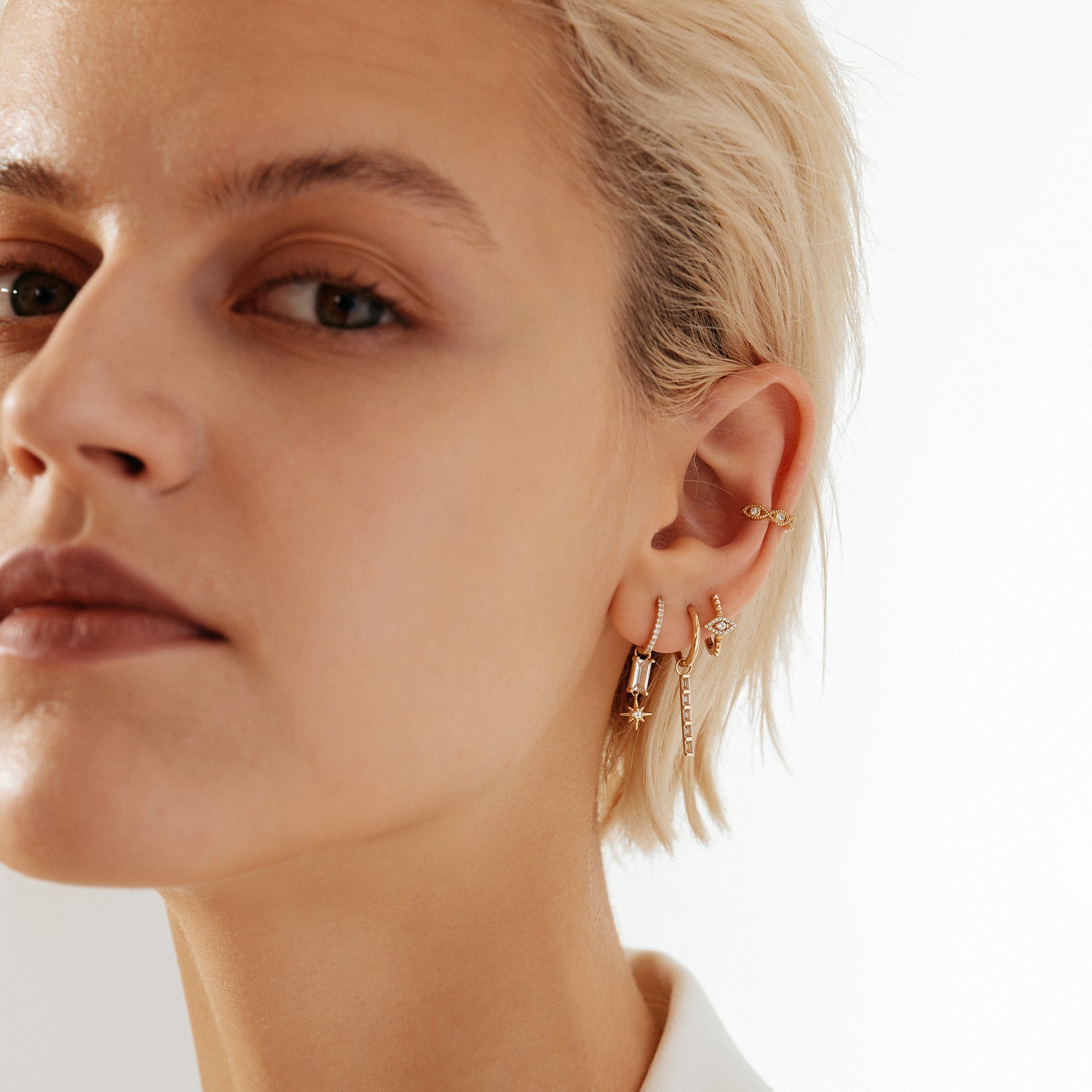 ANNA | Yellow Gold Single Huggie Hoop Hoops & Huggies AURELIE GI 