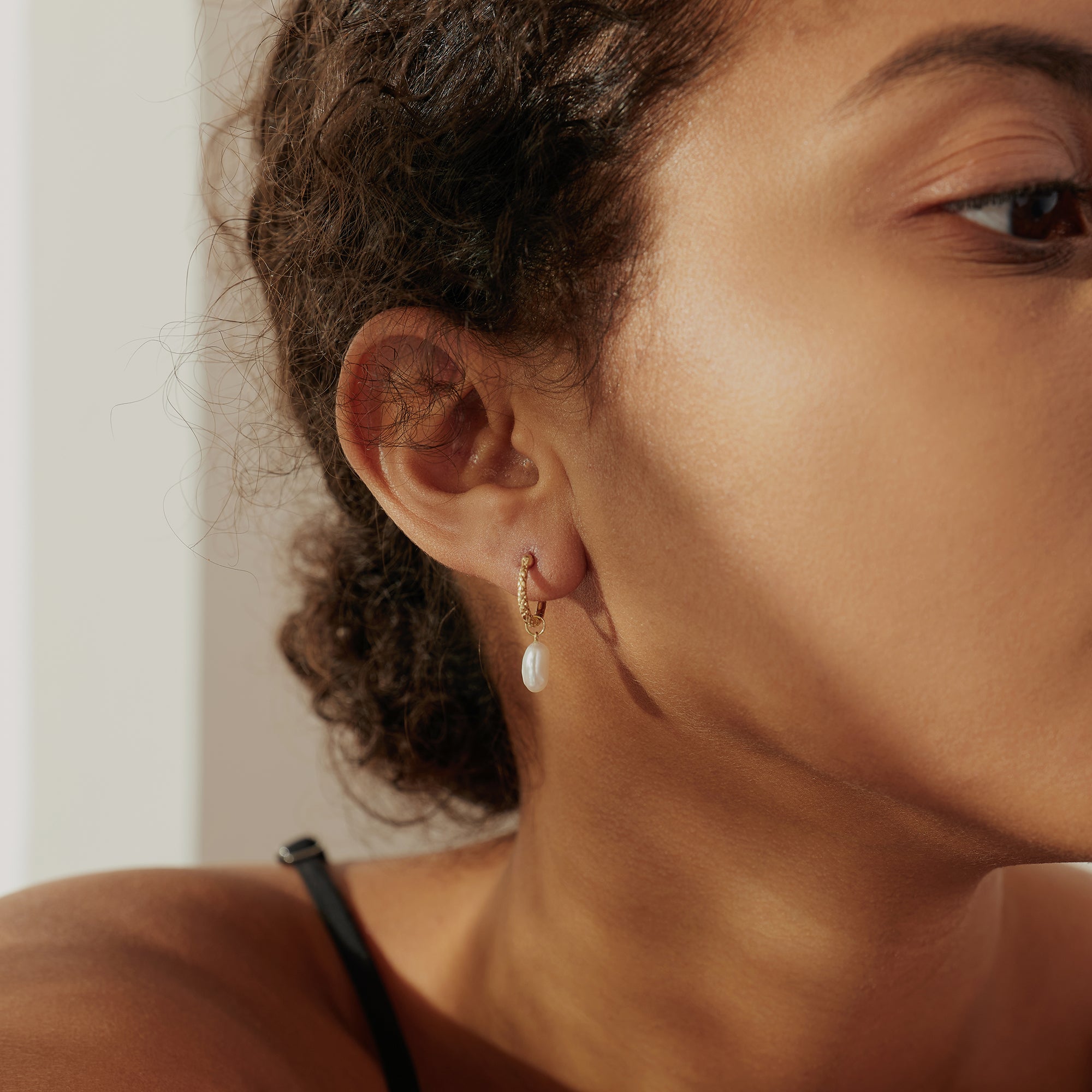 JULES | Baroque Pearl Drop Charm Earring Charms AURELIE GI 