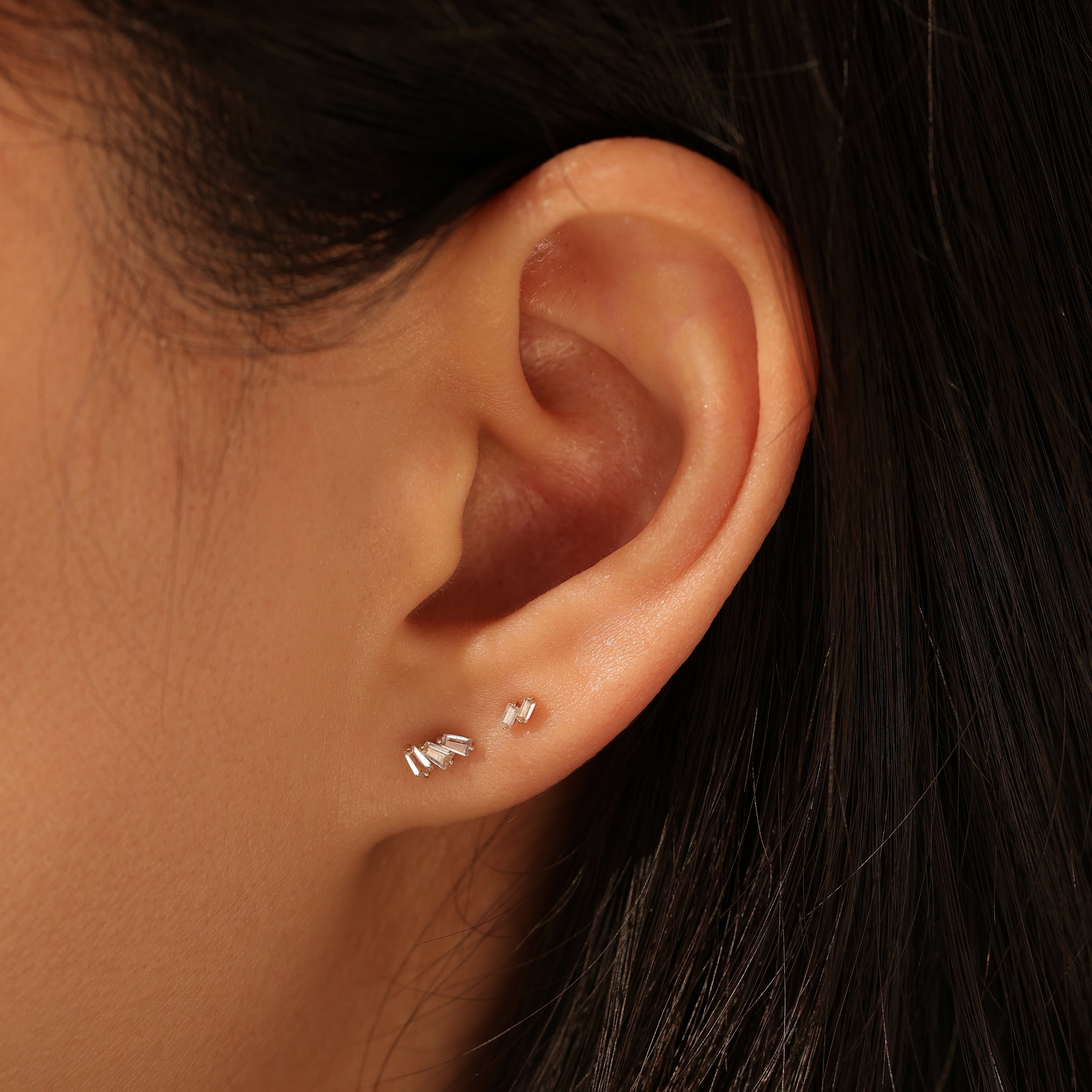 Mona | Baguette Trio White Sapphire Stud Earrings AURELIE GI 